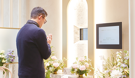 屋内でお墓参り